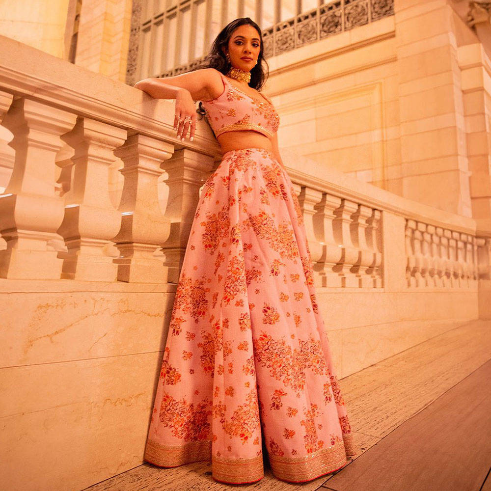 Picture of Viral Joshi A captivating rose pink lehenga adorned with intricate prints.