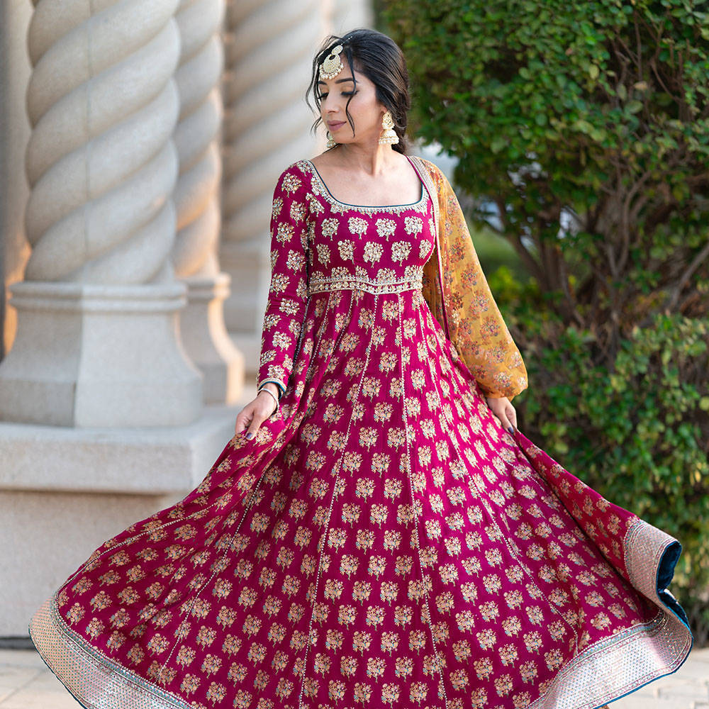 Picture of Sonam Pirani graces our eye-catching fuchsia pink kalidaar.
