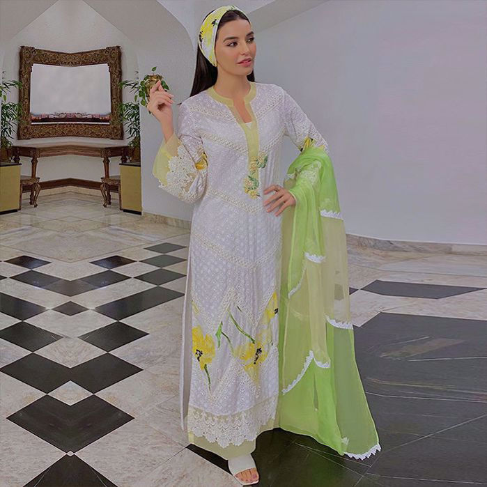 Picture of Sadia Khan looks elegant in our dreamy white ensemble Afroze