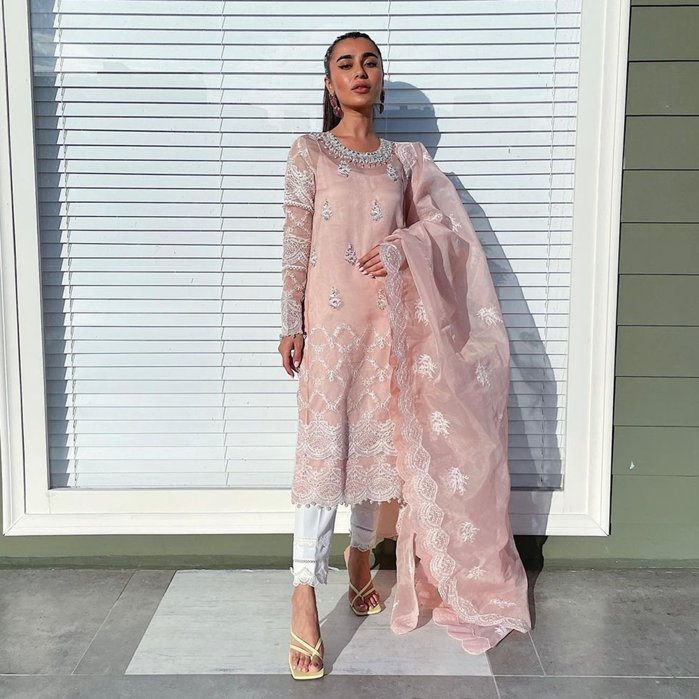 Picture of Sona Rafiq in Rushna