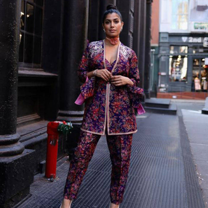 Picture of Dr. Sophia Visanji looks beautiful in our Meadow Breeze set