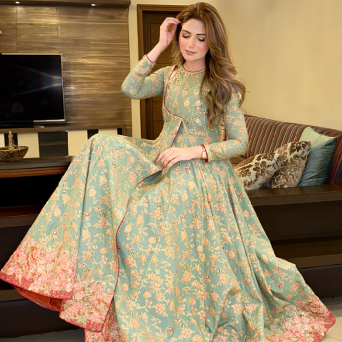 Picture of Namra Chaudhary in Royal Paradise