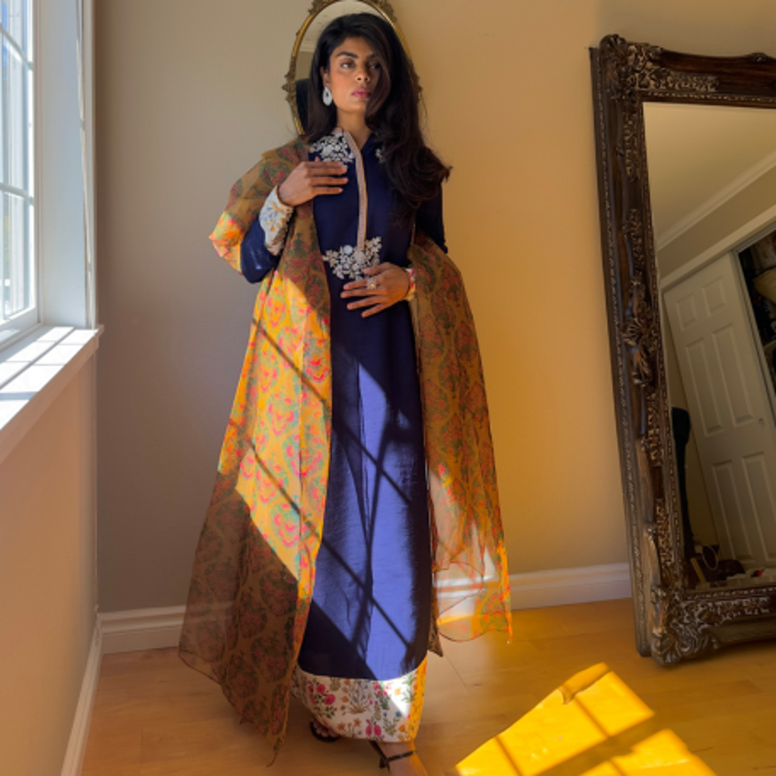 Picture of Mariam Shibly in Royal Regal outfit