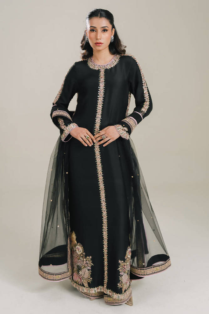 Picture of Lila in Silk (Black)